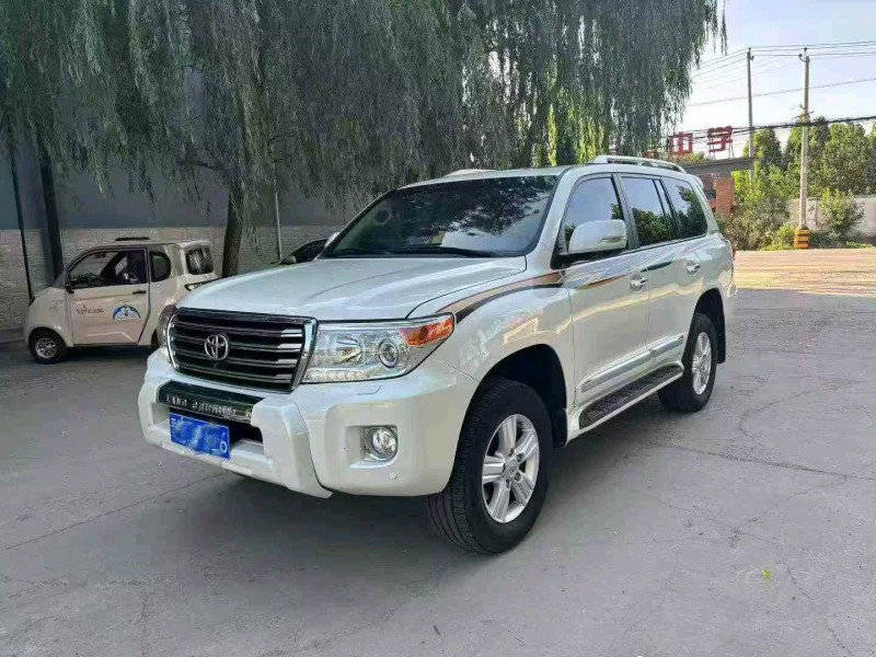 保定16年丰田兰德酷路泽2