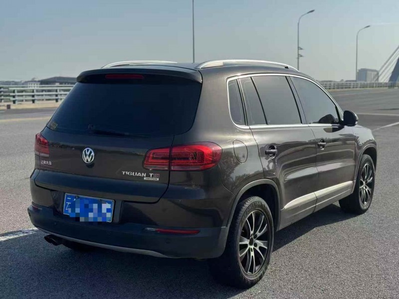 昆明14年大众途观6