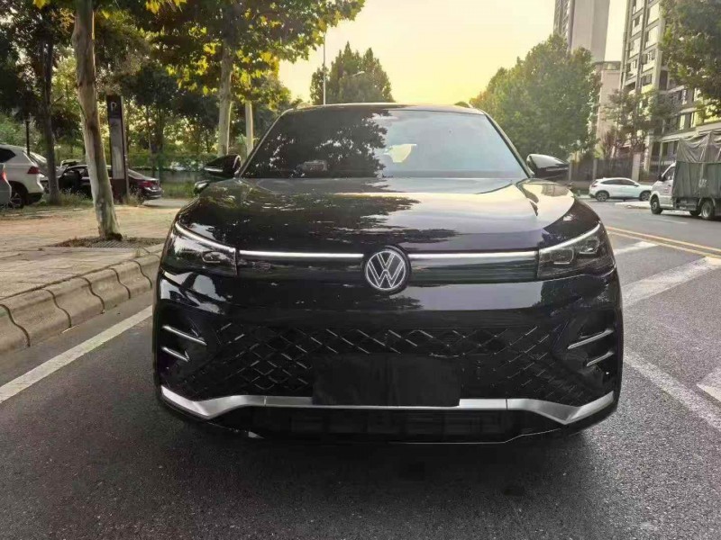 东营25年大众途观1