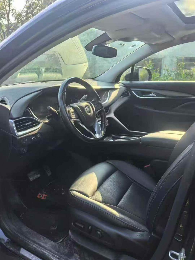 十堰22年别克昂科旗5