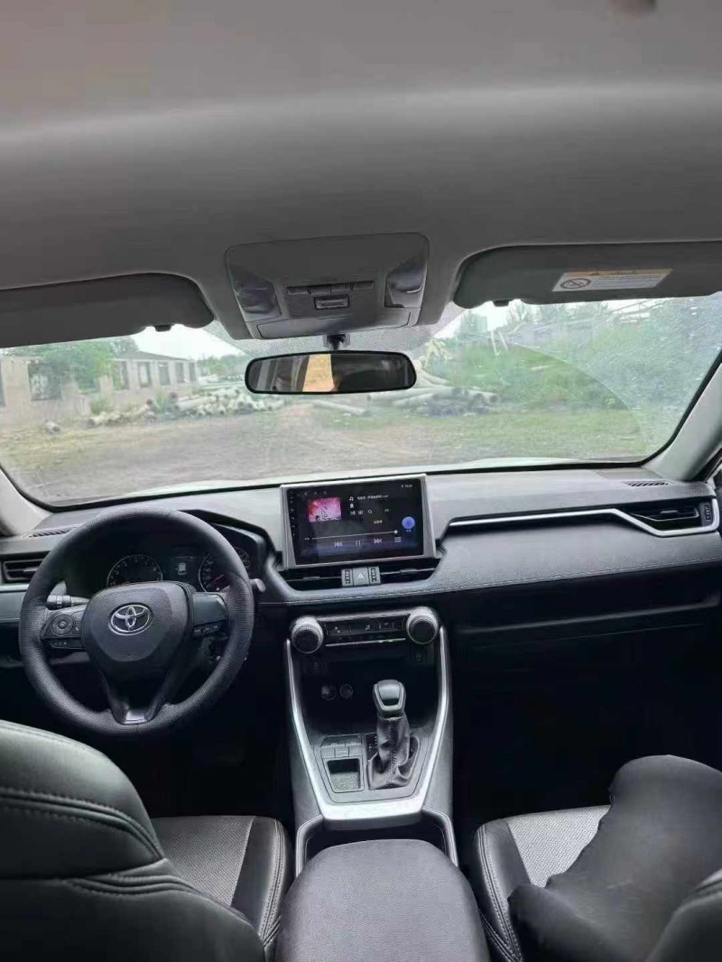 安阳22年丰田威兰达8