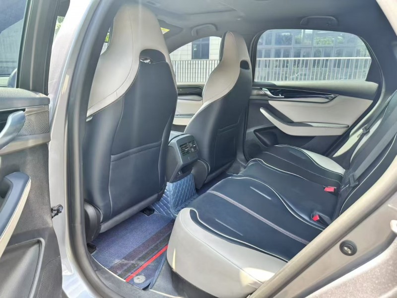 佛山22年比亚迪秦7