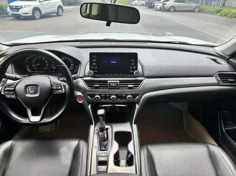 佛山20年本田雅阁7