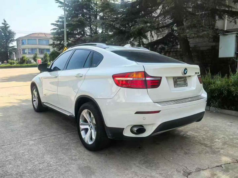 青岛14年宝马X68