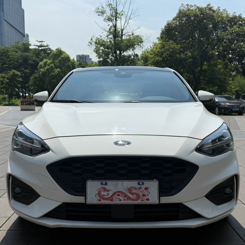 佛山22年福特福克斯1