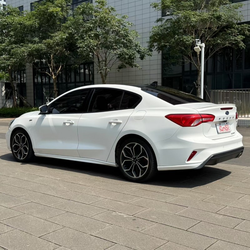 佛山22年福特福克斯8