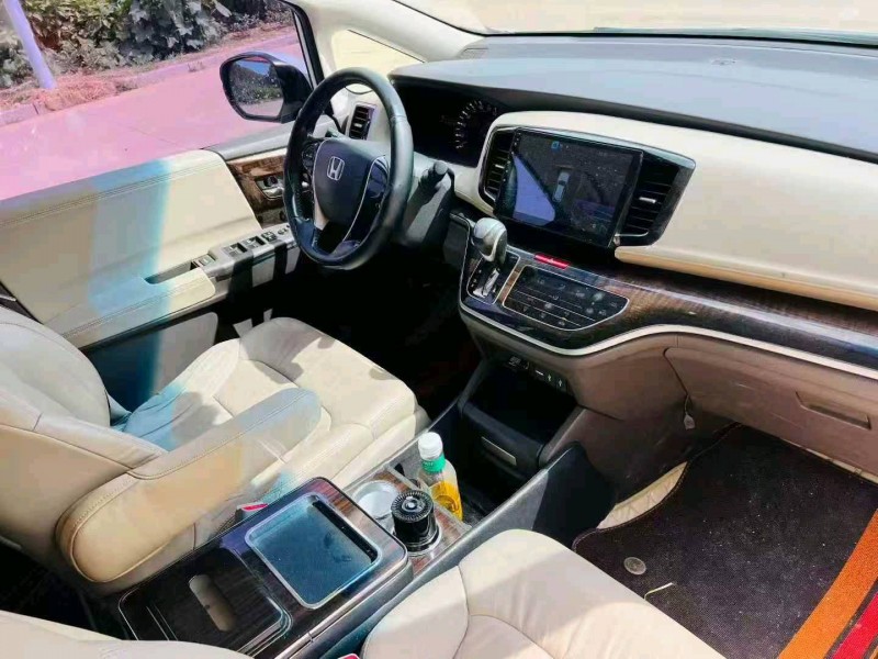 青岛15年本田奥德赛6