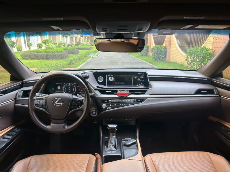 东莞20年雷克萨斯ES6