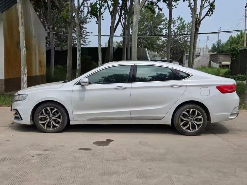 郑州18年吉利博瑞8