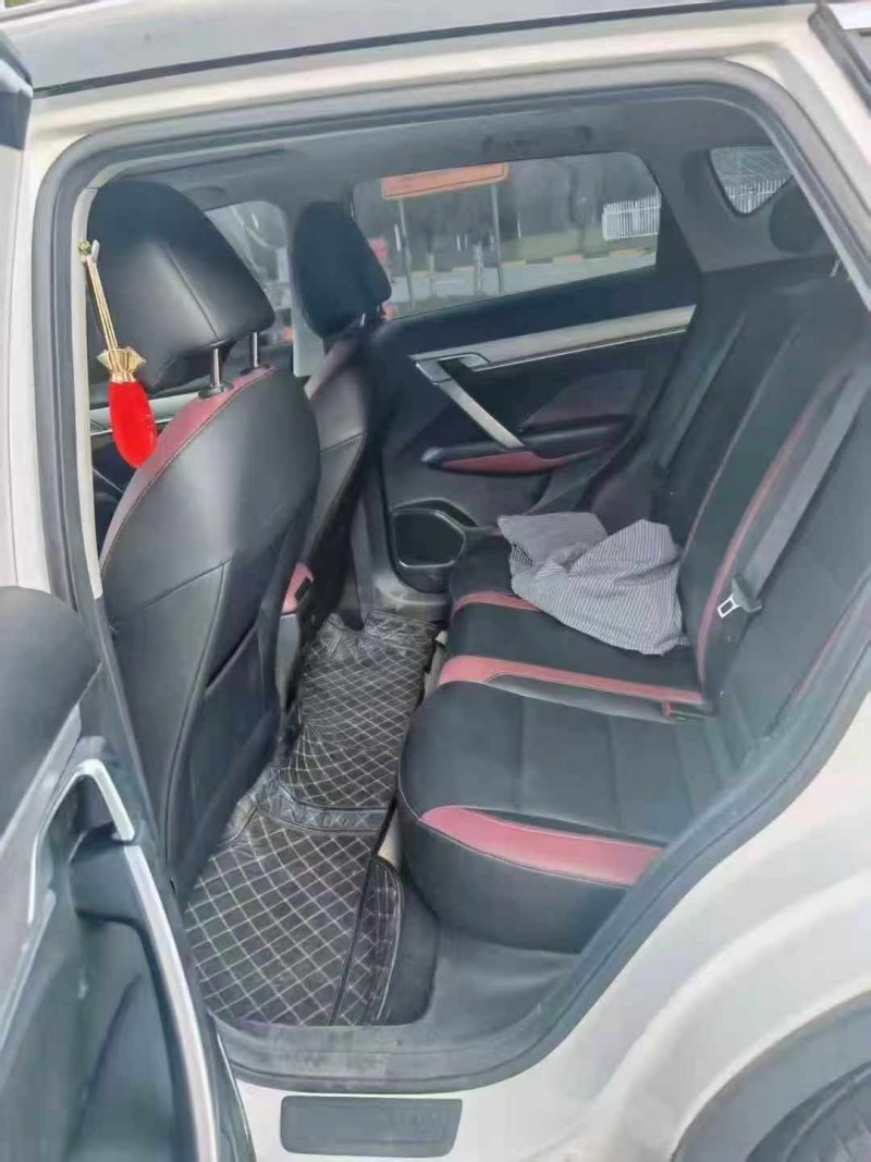 咸阳22年吉利缤越5