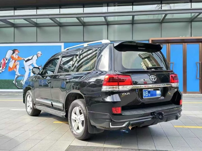 深圳16年丰田兰德酷路泽7