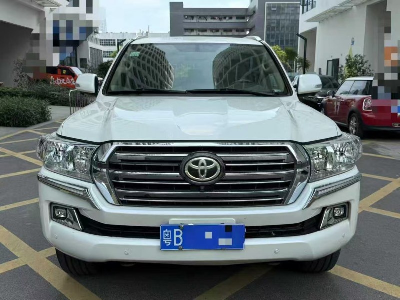 深圳18年丰田兰德酷路泽1