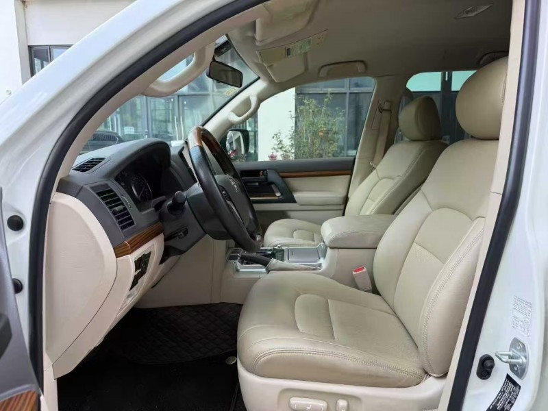 深圳18年丰田兰德酷路泽4