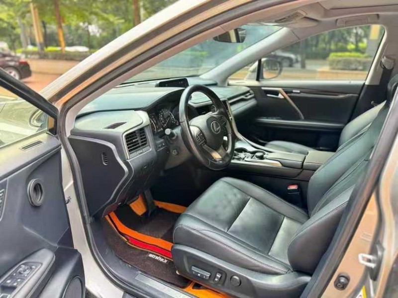 东莞16年雷克萨斯RX5