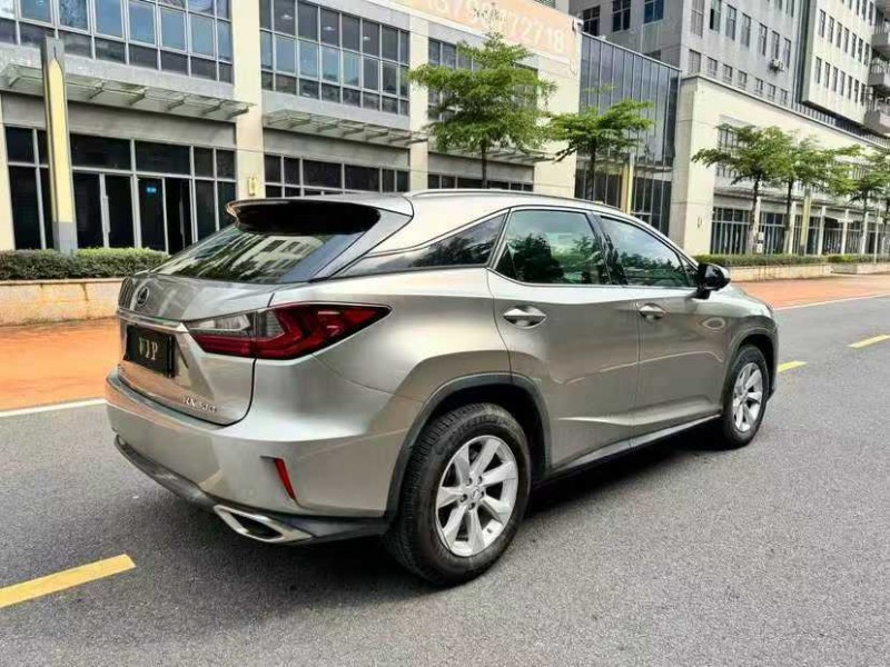 东莞16年雷克萨斯RX7