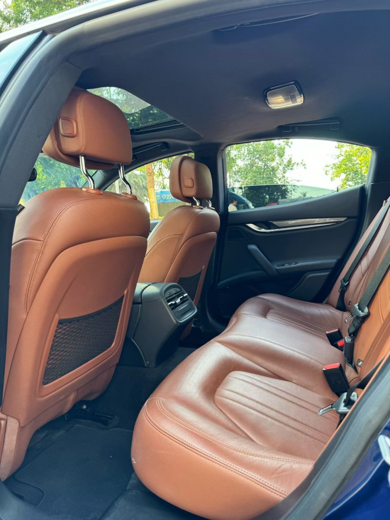 广州21年玛莎拉蒂Ghibli5