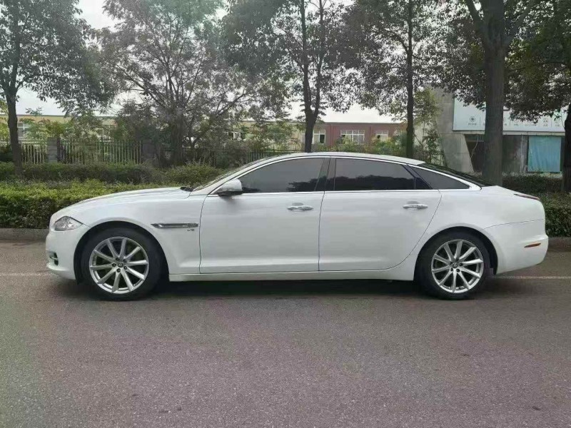 岳阳12年捷豹XJL6