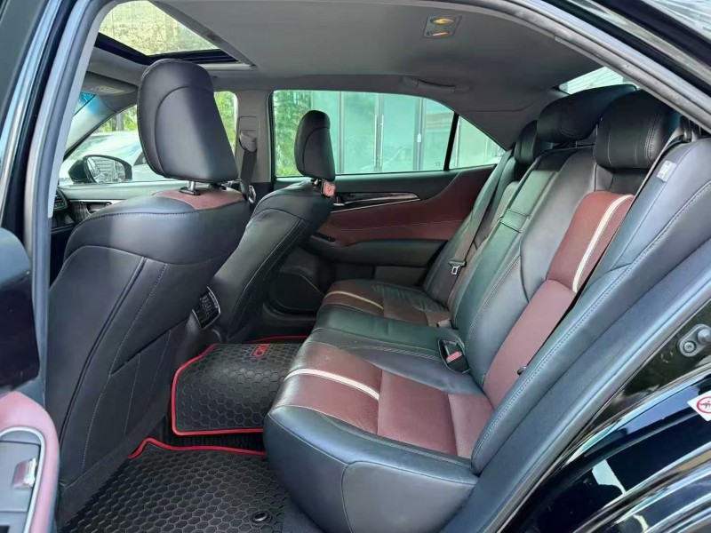 深圳17年丰田皇冠3