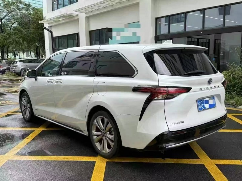 深圳22年丰田塞纳9