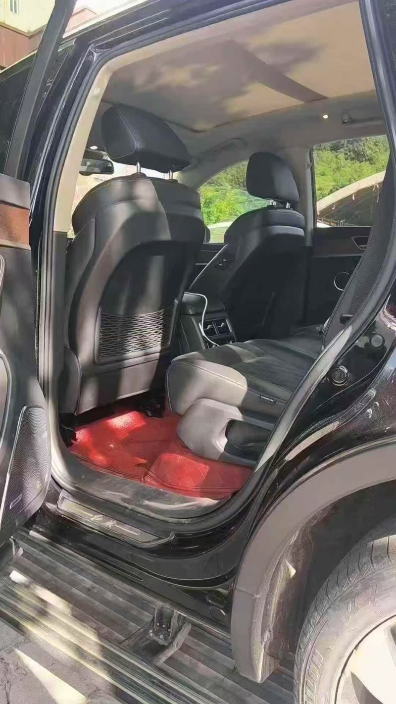 六盘水21年红旗HS73