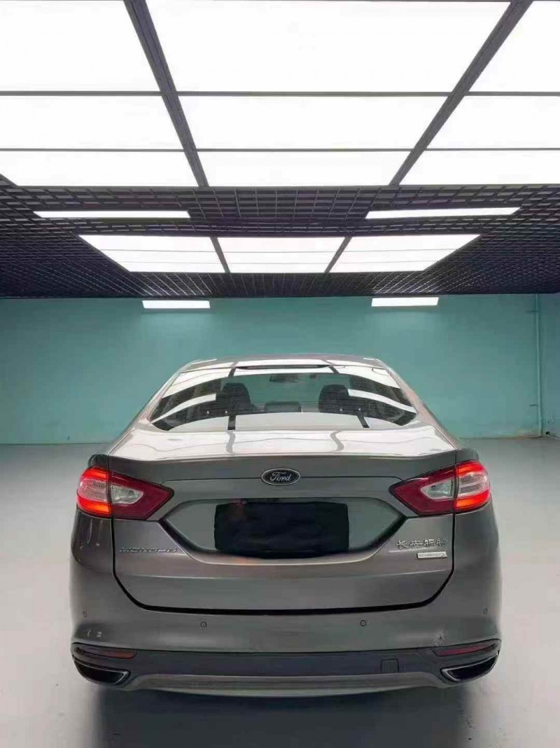 成都15年福特蒙迪欧9