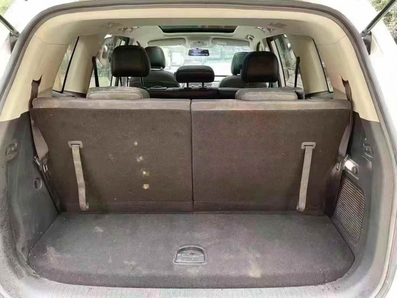 广元22年荣威RX87