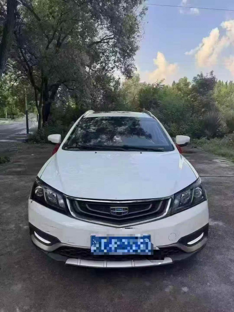 长沙17年吉利帝豪1