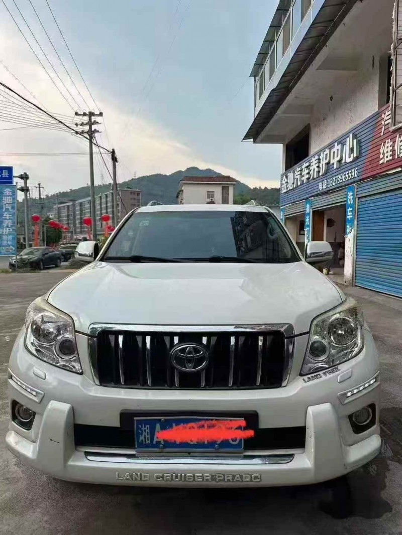 岳阳13年丰田普拉多1