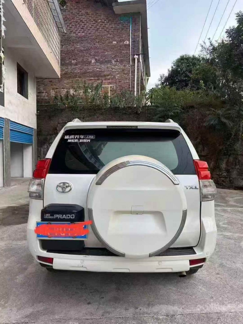 岳阳13年丰田普拉多4