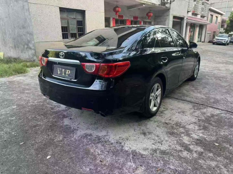 邵阳11年丰田锐志7