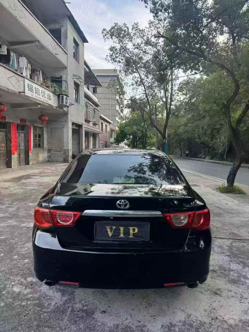 邵阳11年丰田锐志9