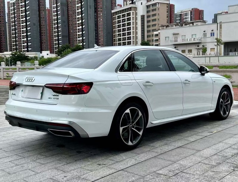 济宁20年奥迪A4L7
