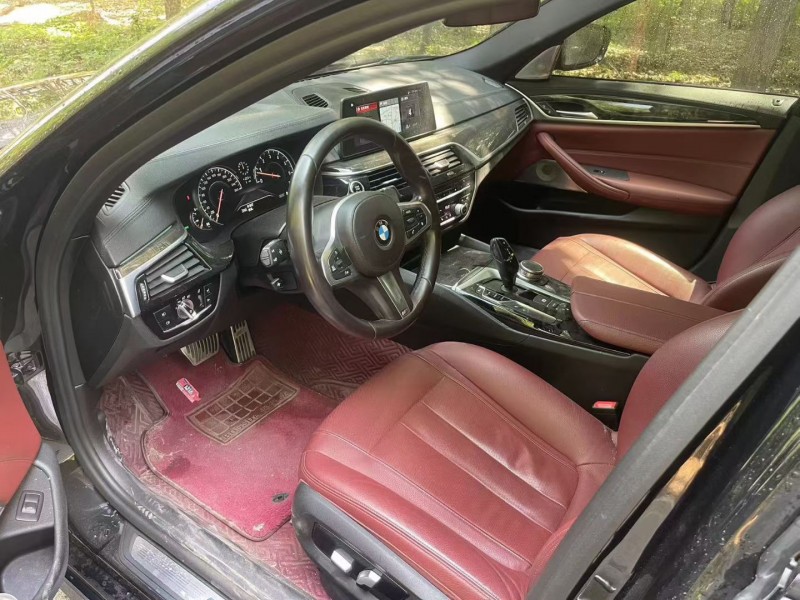 济宁18年宝马5系6