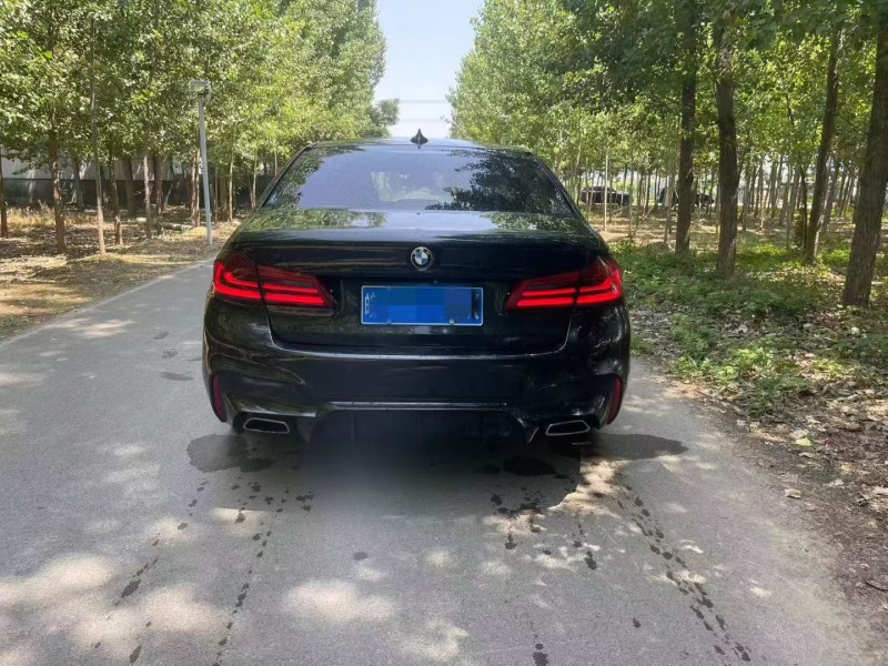 济宁18年宝马5系9