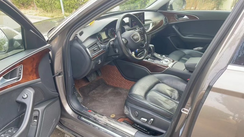 济宁16年奥迪A6L6