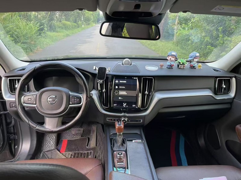 济宁19年沃尔沃XC604