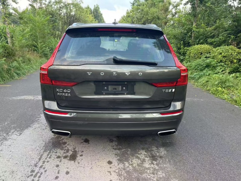 济宁19年沃尔沃XC609