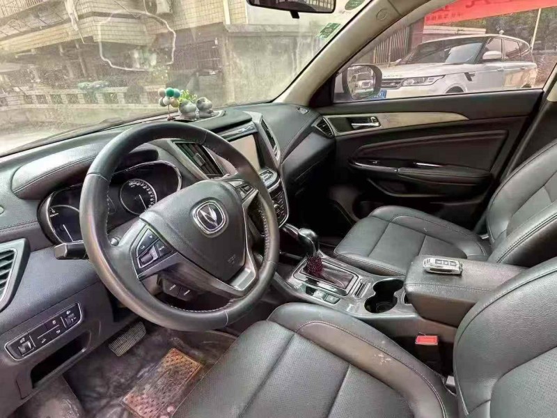 衡阳19年长安汽车CS754