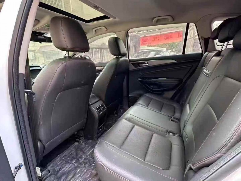 衡阳19年长安汽车CS756