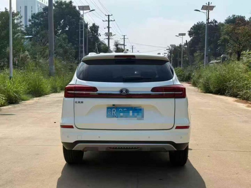 常德21年比亚迪宋4