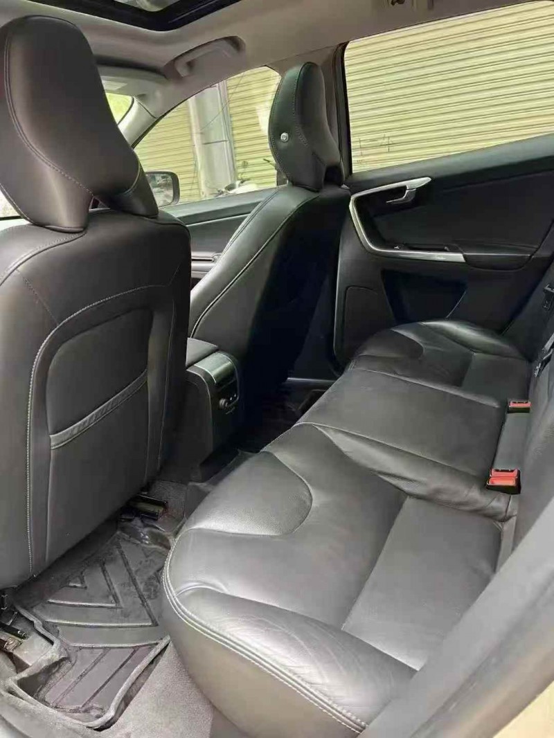 黔西南17年沃尔沃XC604