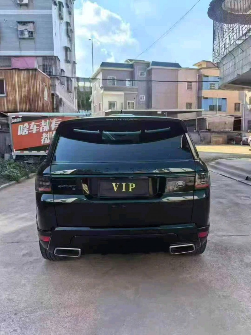 厦门21年路虎揽胜运动2