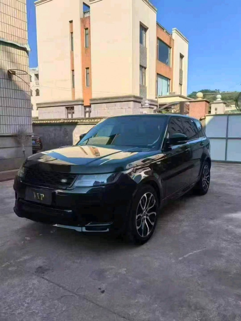 厦门21年路虎揽胜运动3