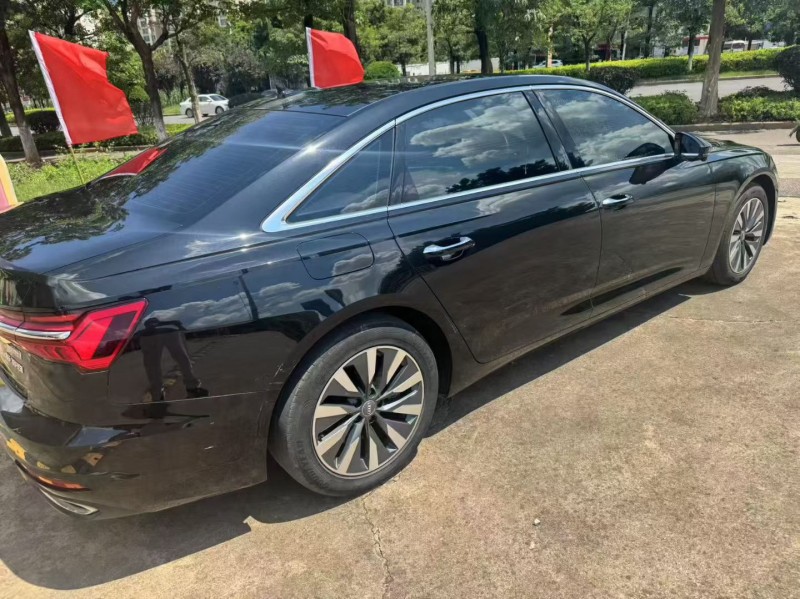 昆明21年奥迪A6L7