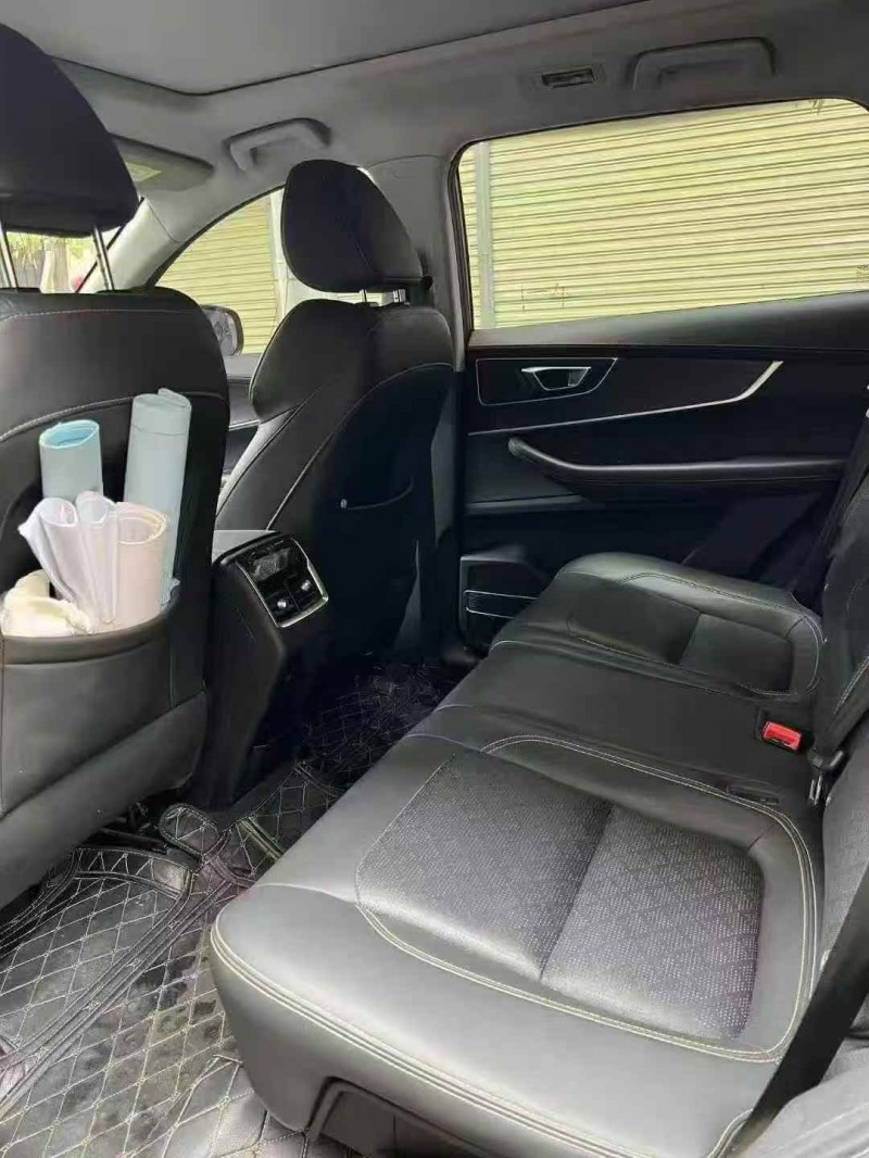 黔西南21年奇瑞瑞虎8