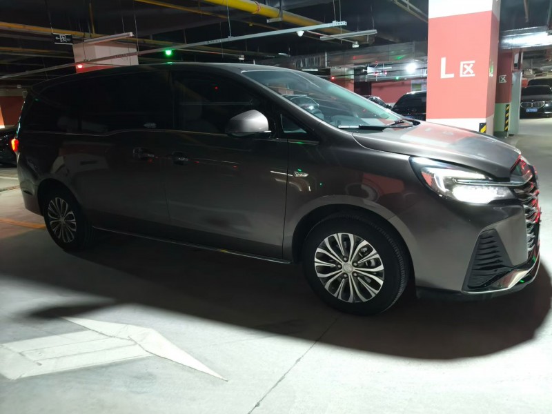 昆明24年别克GL82