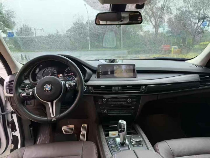 连云港18年宝马X58