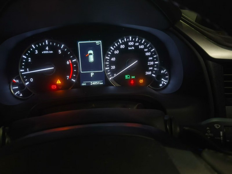 昆明23年雷克萨斯RX9