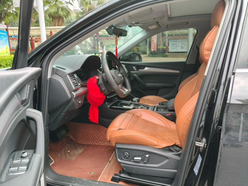 昆明23年奥迪Q54