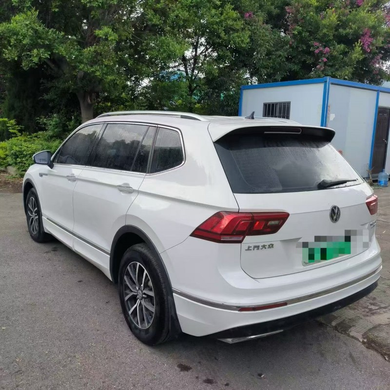 昆明20年大众途观3